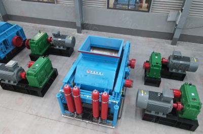 AZS 䆄�������C(j��)